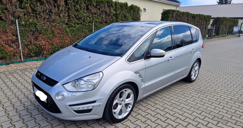 Ford S-Max cena 33900 przebieg: 232000, rok produkcji 2012 z Gniezno małe 232